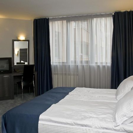 Hotel 4 Zona Σόφια Εξωτερικό φωτογραφία