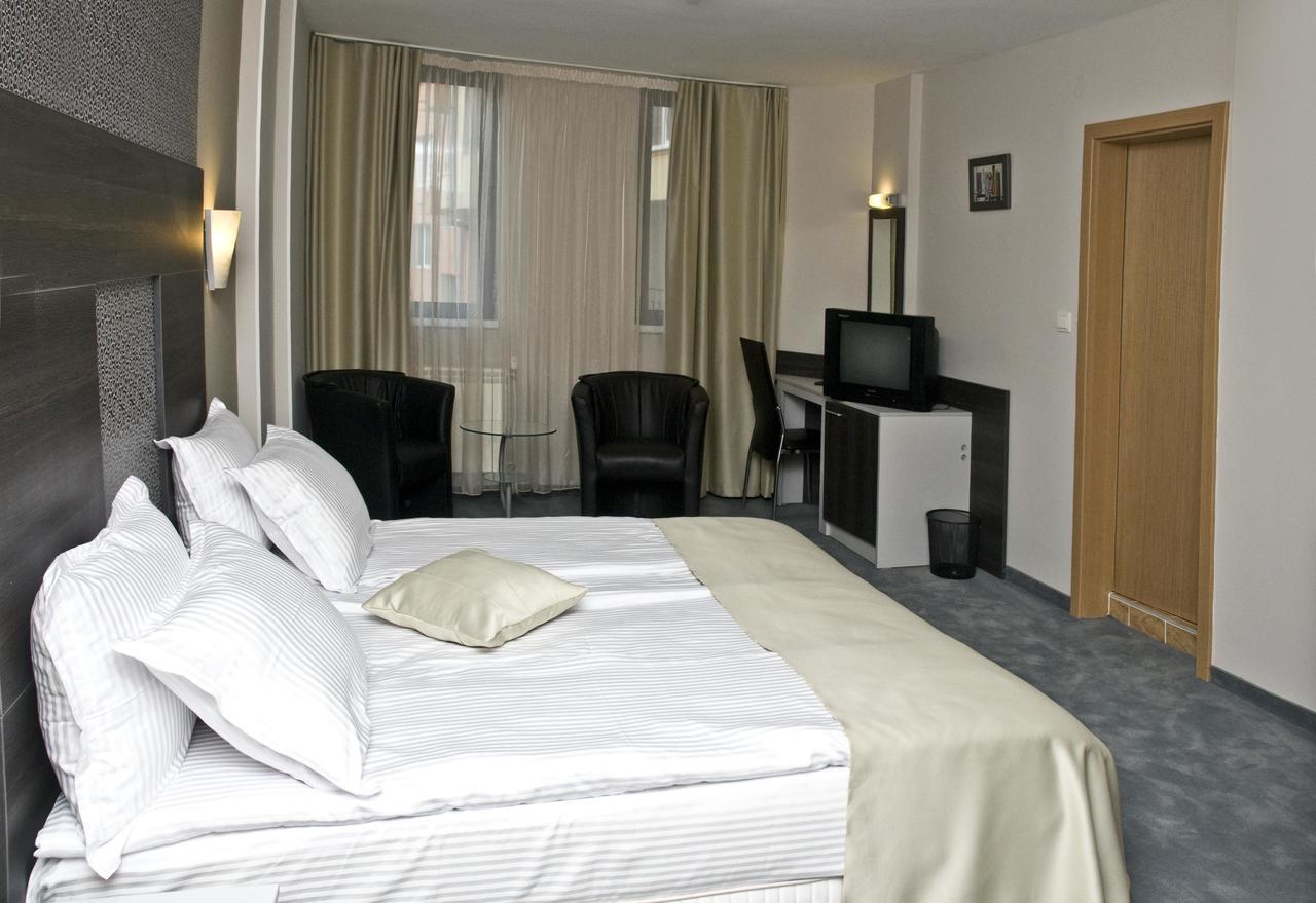 Hotel 4 Zona Σόφια Εξωτερικό φωτογραφία