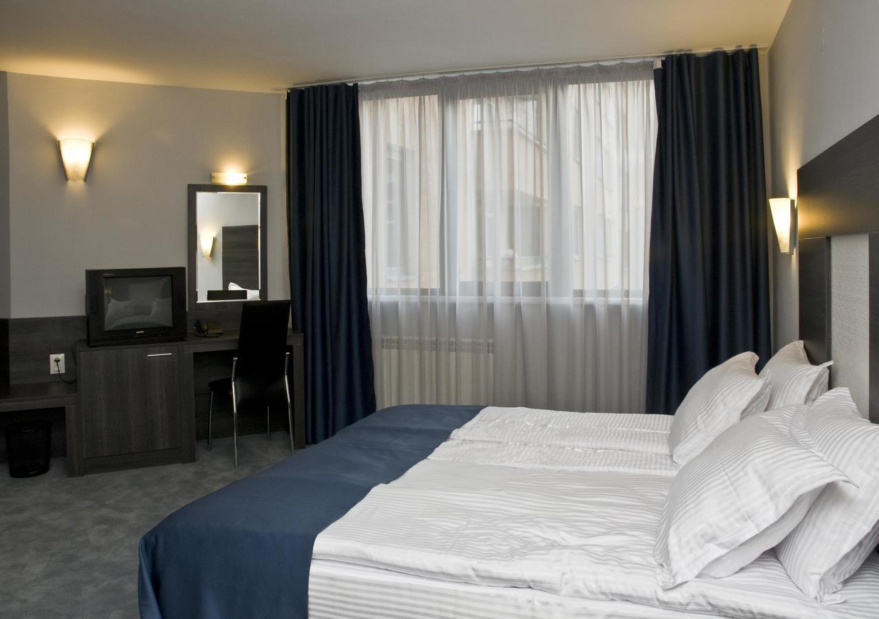 Hotel 4 Zona Σόφια Εξωτερικό φωτογραφία